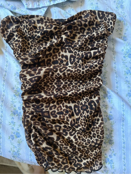 Tops - 🐆Leopard Print Tube Top